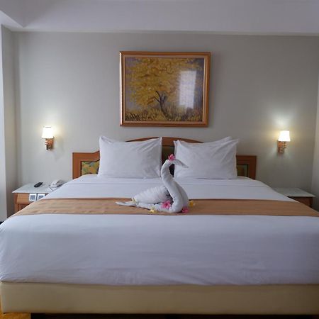 Horison Ultima Bandung Hotel Ngoại thất bức ảnh